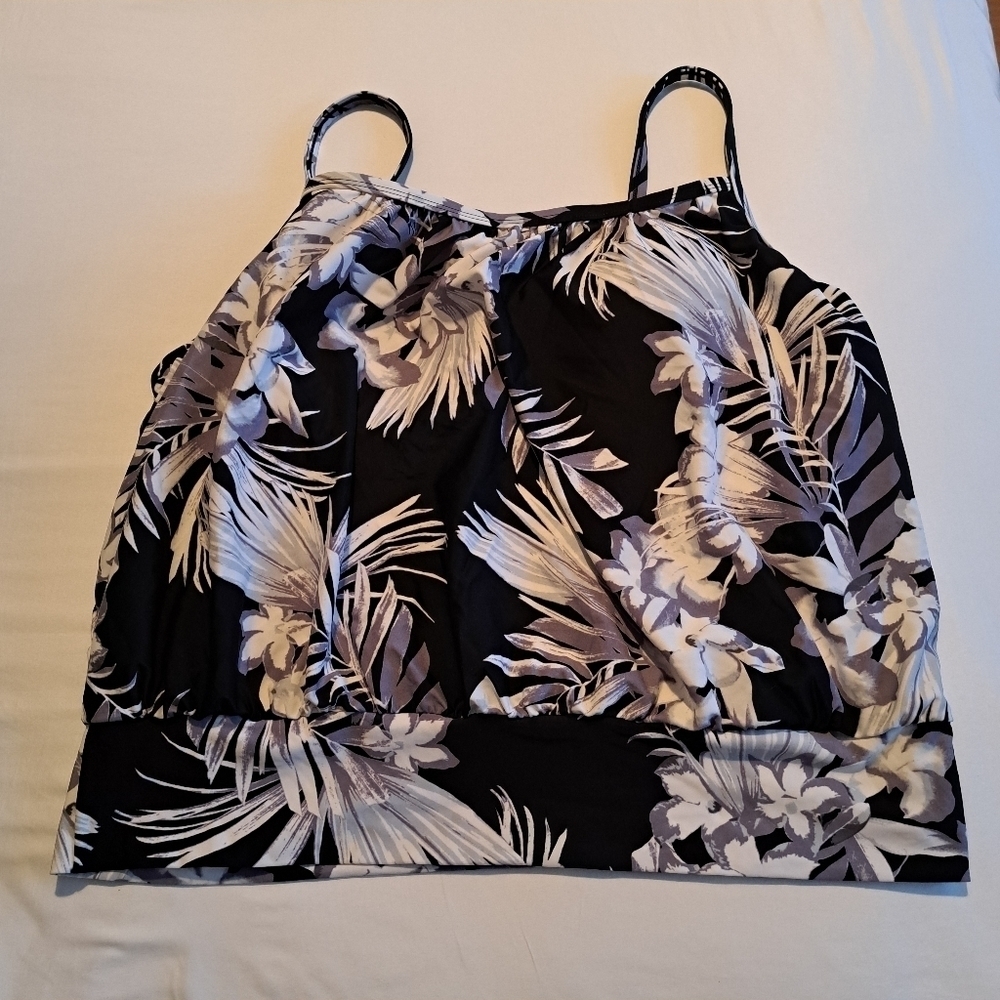 Kona Sol women's swim tankini top size 22W New